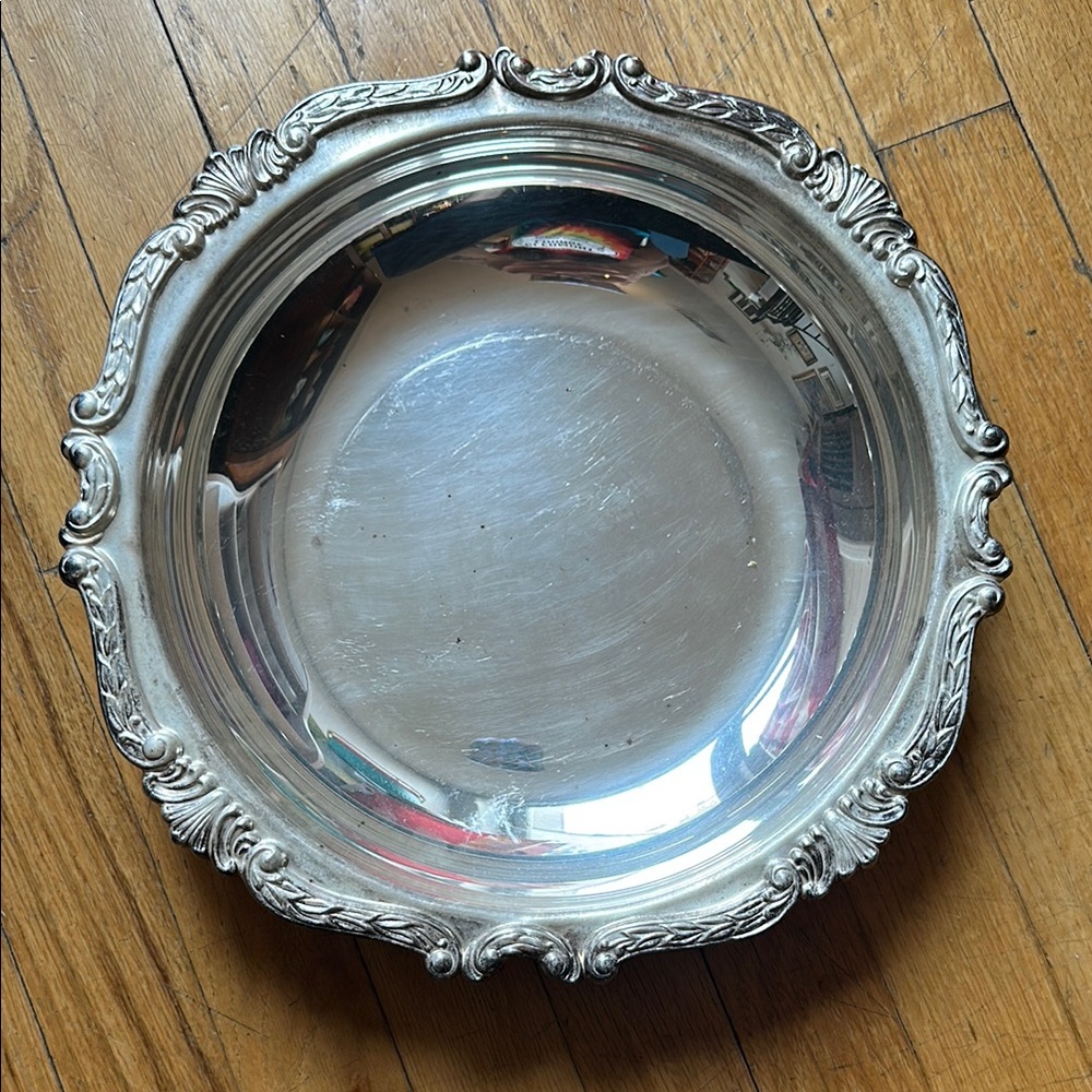 Sheridan Silver Plate Serving Bowl